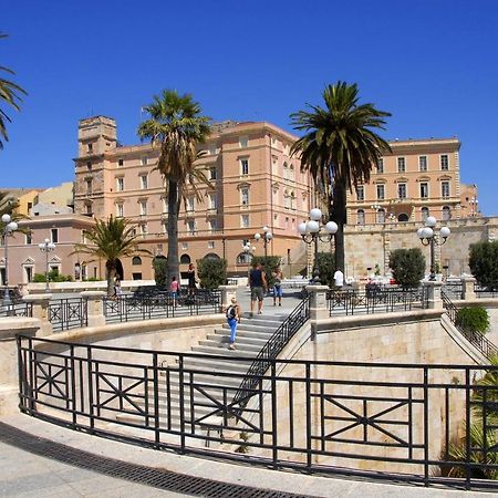 Sky Moon Cagliari Centro Vista Mare Apartment Exterior photo
